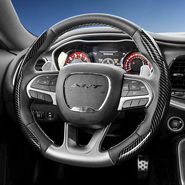 Hocasen Lenkradabdeckung in Carbonfaser-Textur mit segmentiertem Schnellverschluss für Dodge Charger, Durango, Hornet, Attitude und Journey, erhältlich in Schwarz, Blau, Rot, Silber und Weiß - Bild 1