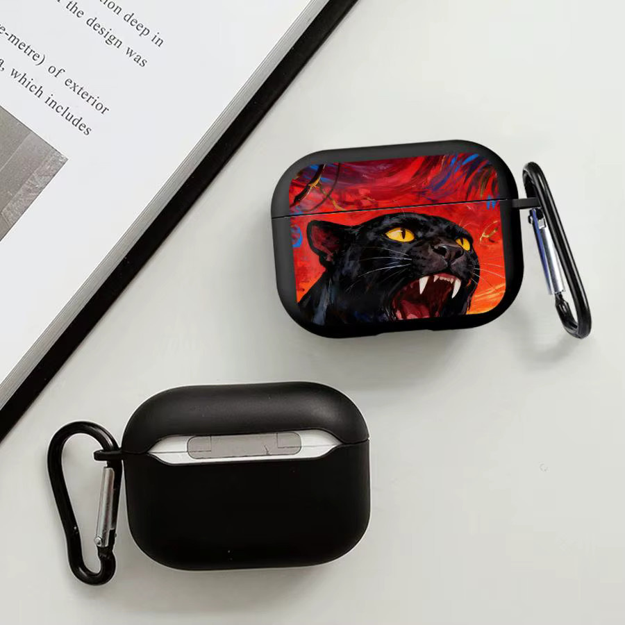 Schutzhülle Fierce Cat für Apple AirPods Pro in Multicolour - Bild 3