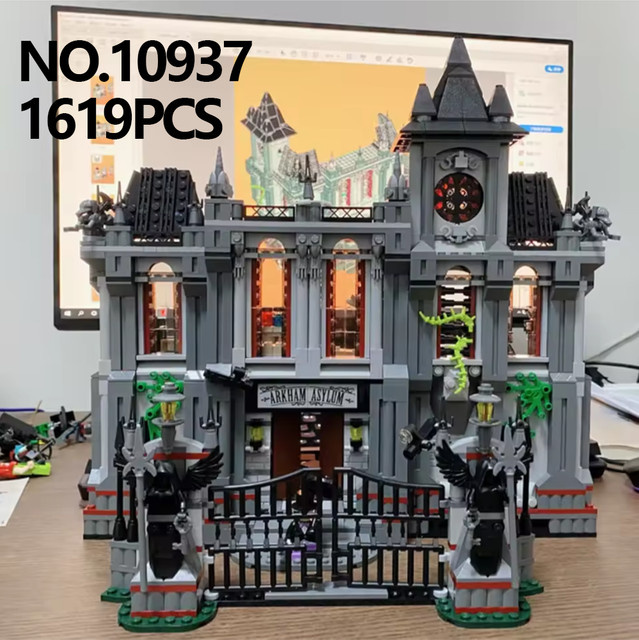 ZGECB Arkham Asylum MOC Baustein-Set, DC, 1619 Teile - Bild 1