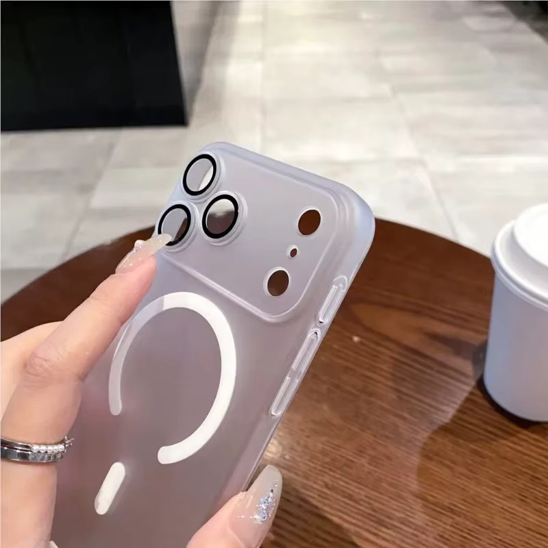 Magnetische iPhone Hülle von Apple in Weiß, ultradünne und stoßfeste matte Handyhülle für verschiedene iPhone Modelle - Bild 3