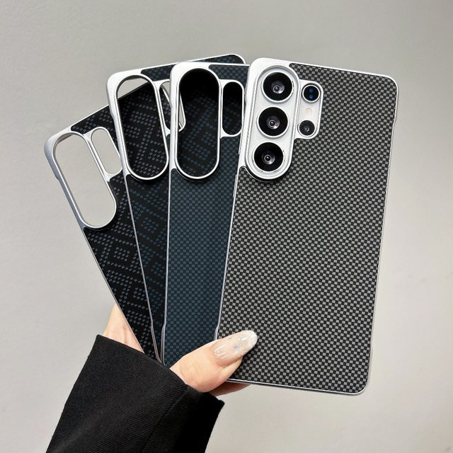Schutzhülle mit Kevlar-Textur und magnetischem Rahmen für Samsung Galaxy S26 Ultra und Galaxy S25 Ultra Plus in Schwarz - Bild 1