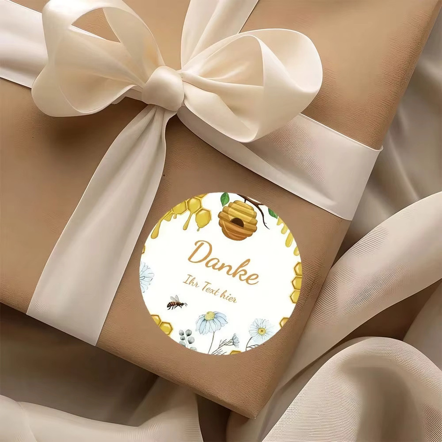 Personalisierte runde Dankesaufkleber mit Bienenstock-Design, Honigtropfen und weißen Gänseblümchen auf Premium-Papier, Farbe: Weiß - Bild 4