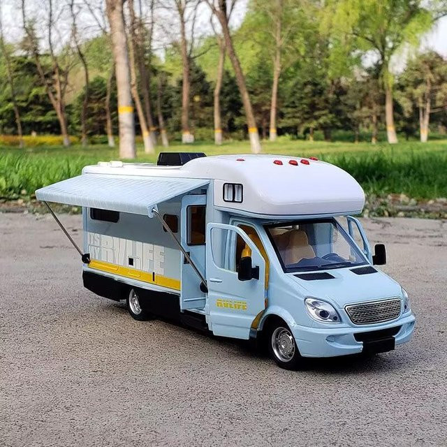 Linyi toy car Luxus Wohnmobil Freizeitfahrzeug Automodell, 1:32, Metall, mit Sound und Licht, ab 14 Jahren - Bild 1
