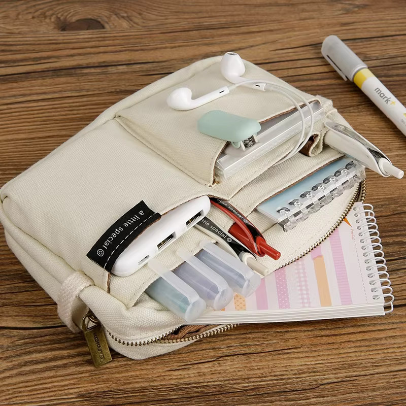 Kokuyo One Meter New Pure Schreibwaren-Etui in Braun mit großem Fassungsvermögen und Retro-Stil - Bild 3