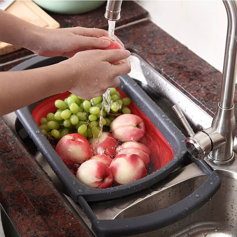 Zusammenklappbarer rechteckiger Silikon-Abflusskorb von MYVIT in Grün als einziehbarer Wasserfilterkorb für Obst und Gemüse - Bild 2