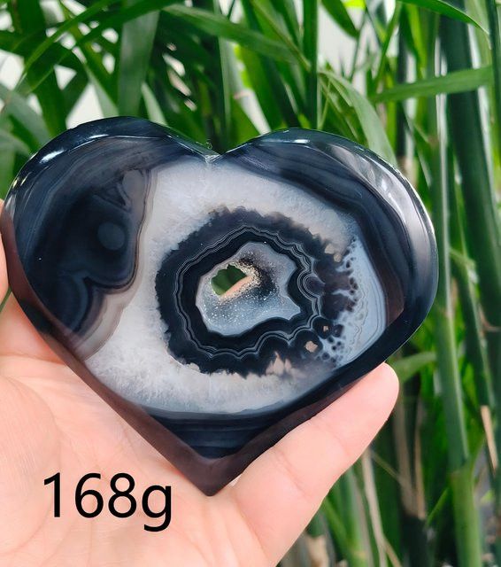 One Thing One Picture Black Sardonyx Geode Achat Herz in Schwarz, 100–200 g - Bild 1