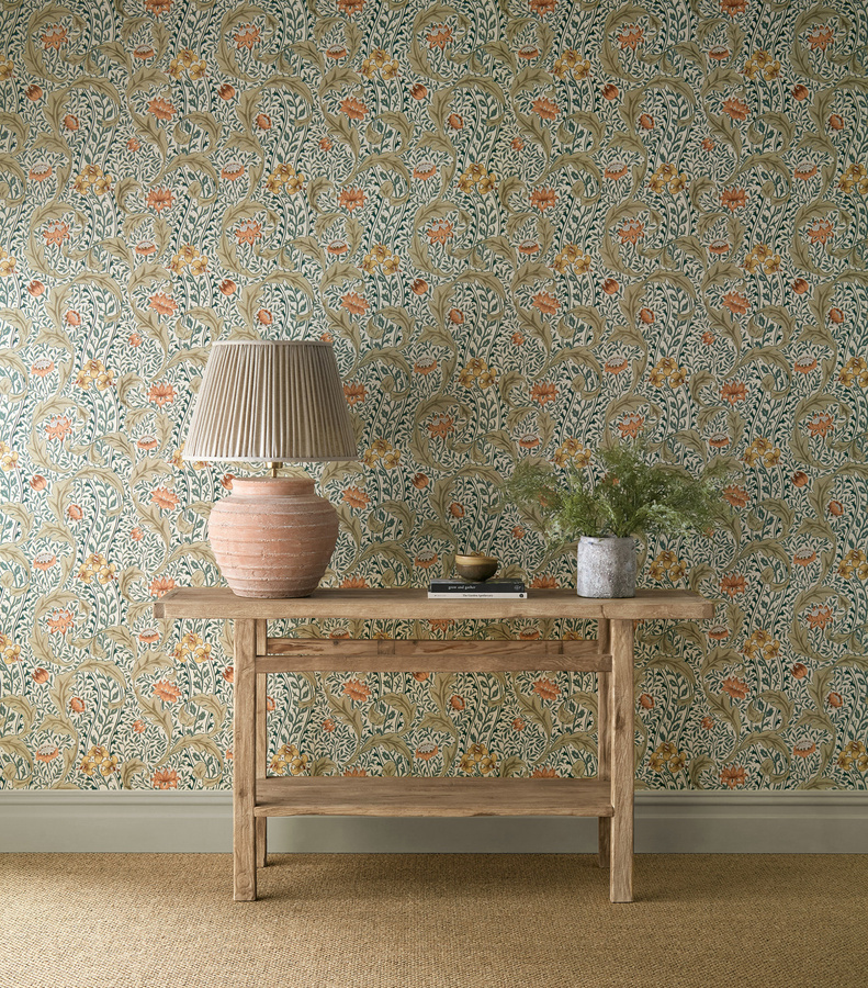 Morris & Co Tapete Wild Tulip & Vine in Petrol, Beige und Türkis - Bild 1