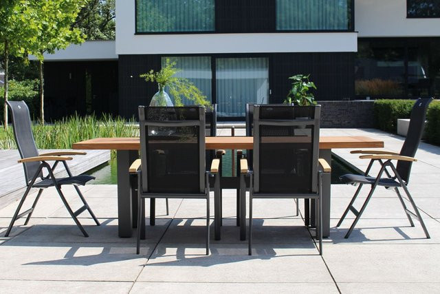 Hartman Garten-Essgruppe Yasmani/Alice in Anthrazit aus Aluminium und Teakholz mit 4 Stapelstühlen und 2 Klappstühlen, Tisch B: 240 cm, T: 100 cm - Bild 1