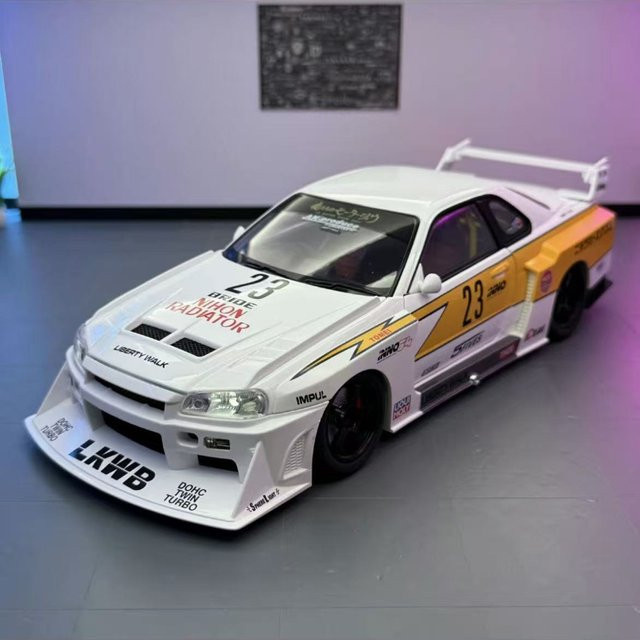 MAKEDA Skyline GTR-R34 S15 Modifizierte Wide Body Version, Modellauto, 1:18, Metall, Weiß - Bild 1