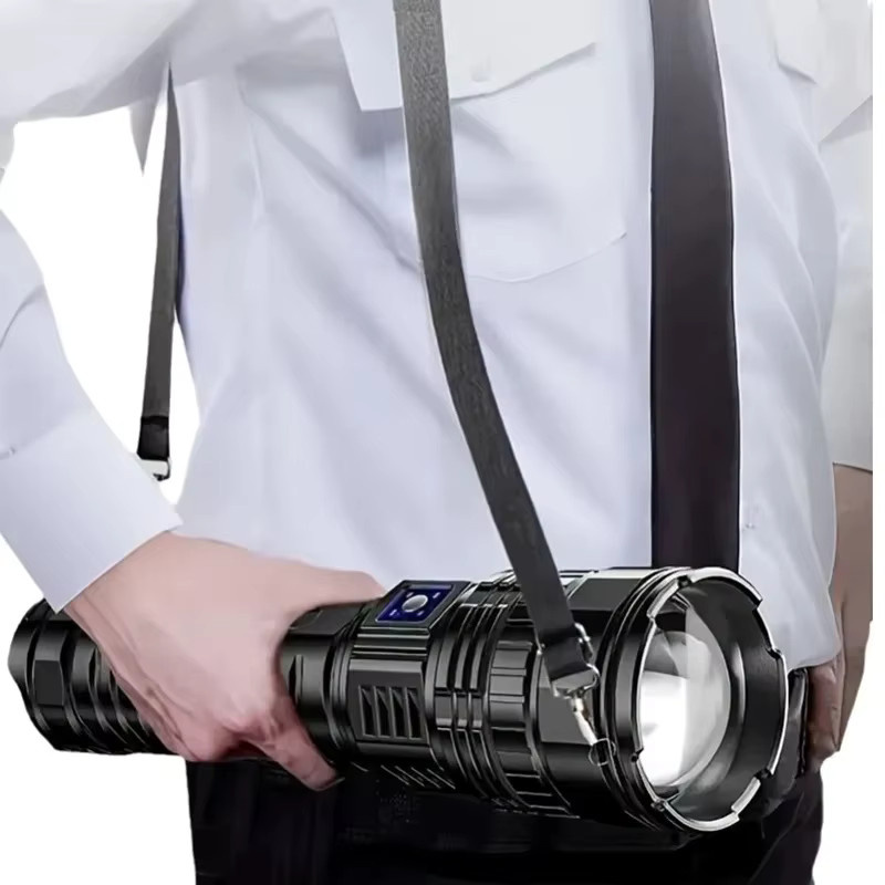 DanPeng Taktische LED-Taschenlampe in Schwarz mit 15000 mAh Akku und Blitzlicht - Bild 1