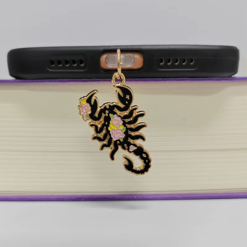 Insekten Motiv Staubschutz Kappe für USB-C Ladeport als Telefon Zubehör in Multicolor - Bild 2
