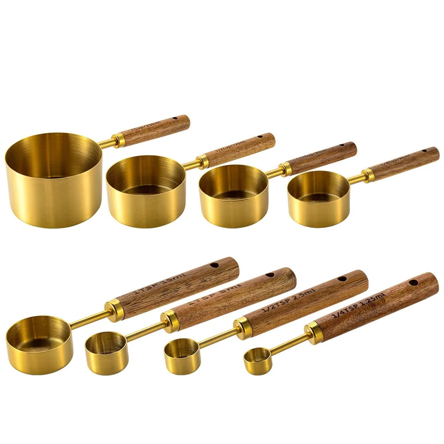 AJOYOUS 8er Set Messbecher und Messlöffel aus Edelstahl mit Holzgriff in Silber und Gold mit Skala für Backen und Bartending - Bild 4
