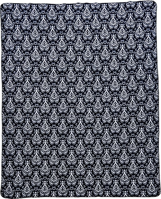 DONE Wohndecke Nizza aus Baumwolle mit geometrischem Muster in Schwarz, Weiß und Blau - Bild 1