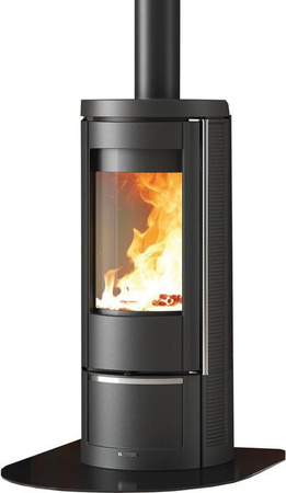 La Nordica-Extraflame Marlena Kaminofen aus Gusseisen in Schwarz mit 7,5 kW