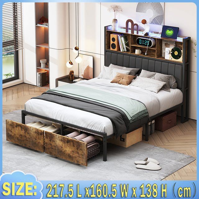 Creahappy Massivholzbett in dunklem Khaki mit gepolstertem Kopfteil, LED-Beleuchtung, USB-Buchse und Fußteil mit Doppelschubladen, B/T/H: 160 x 200 cm - Bild 1