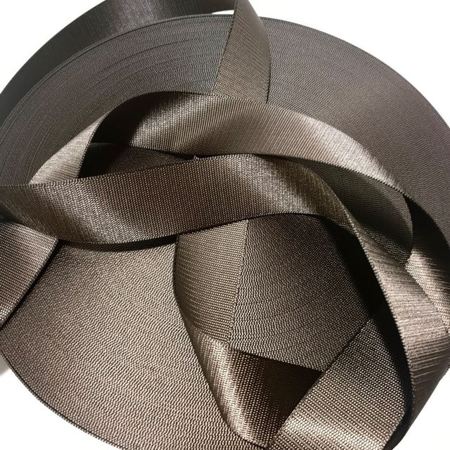 JOORMOM Auto-Sicherheitsgurt mit europäischer Verriegelung und Fischlinien-Design aus hochfestem Polyester in Dunkelbraun (3-30M) - Bild 1