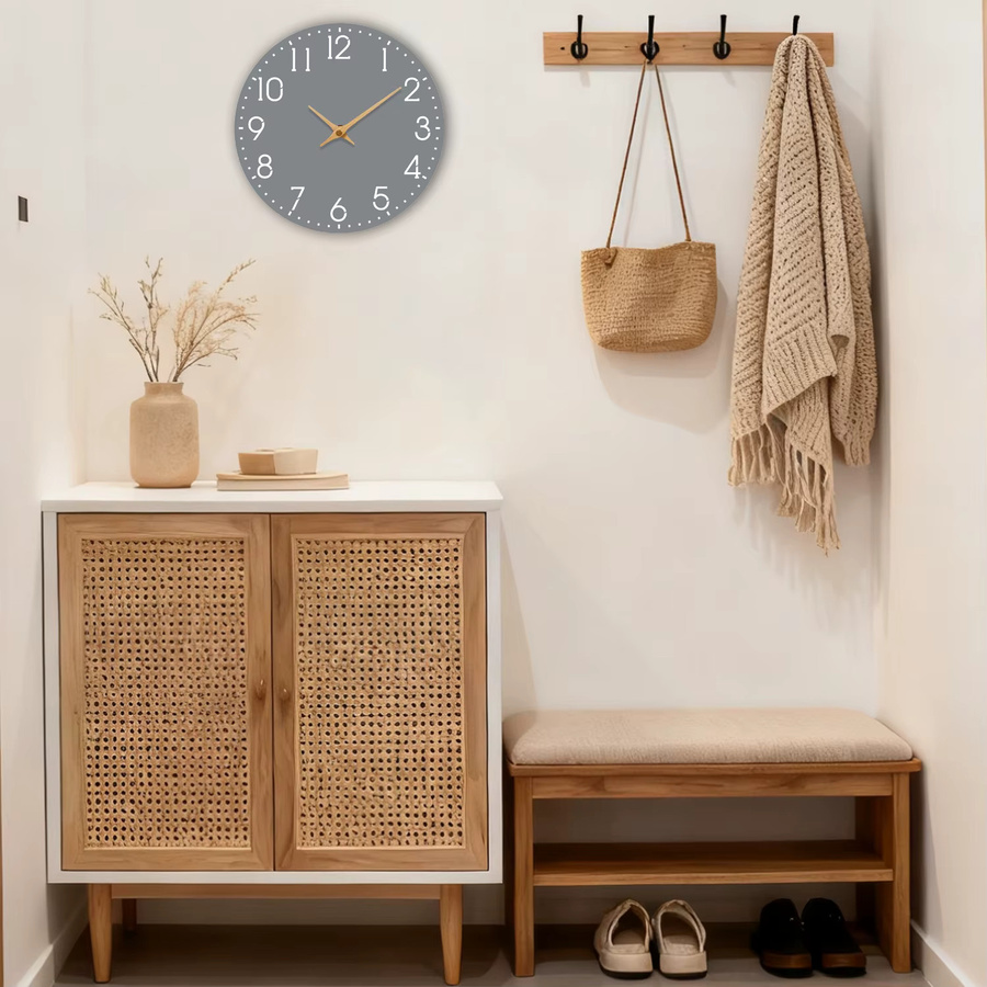 P.chuang Wanduhr aus Holz in Grau, minimalistische runde Quarzuhr mit Metallzeigern und geräuschlosem Laufwerk - Bild 2