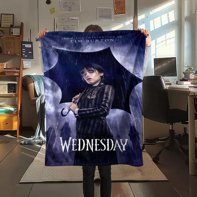 Flanellblanke mit Wednesday-Print von Dear YuZong in Blau, B/B: 80 x 120 cm - Bild 1