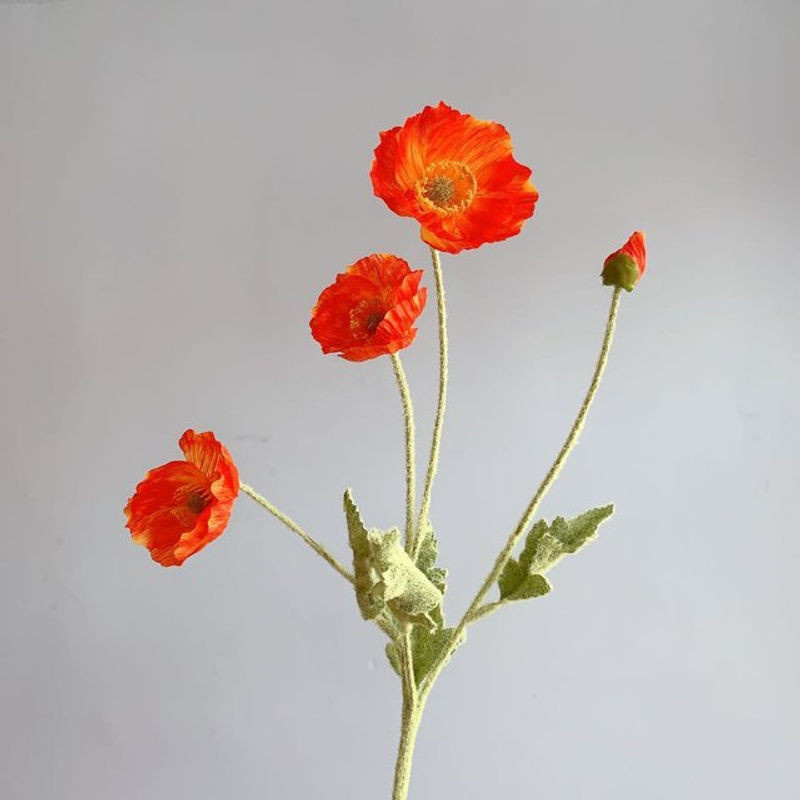 XYNN Künstlicher Mohn-Blumenstrauß in Rot mit 4 Blütenköpfen für deine Heimdeko, Gartenparty oder Hochzeitsdekoration - Bild 1