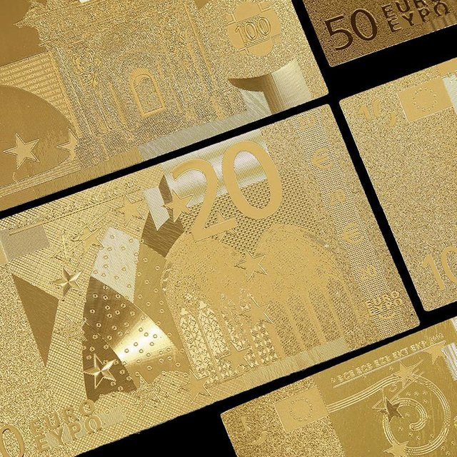 7er Set Goldfolien Euro Banknoten in Beige als dekoratives Sammlerstück und Souvenir - Bild 1
