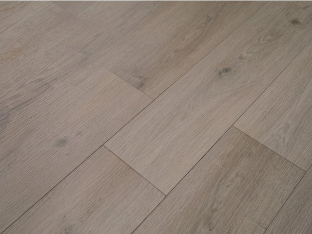 BASICfloor Vinylboden Eiche Mauritius in Holzoptik Braun mit Click-System und rustikalem Design - Bild 1