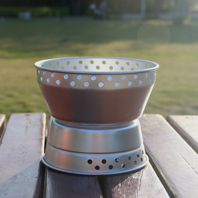 ZJMZYM 7-teiliges Camping Kochgeschirr Set aus Aluminiumlegierung in Silber mit faltbarem Alkoholherd und Greifer - Bild 1