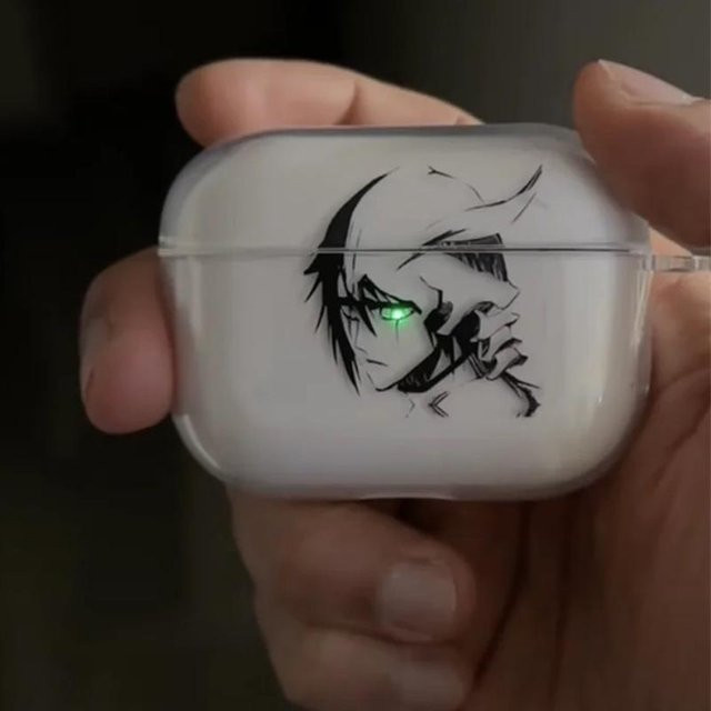 Transparente TPU Hülle im Anime Ulquiorra Cifer Design für AirPods Pro 1 2 3 und AirPods 4 weiche Silikonabdeckung - Bild 1
