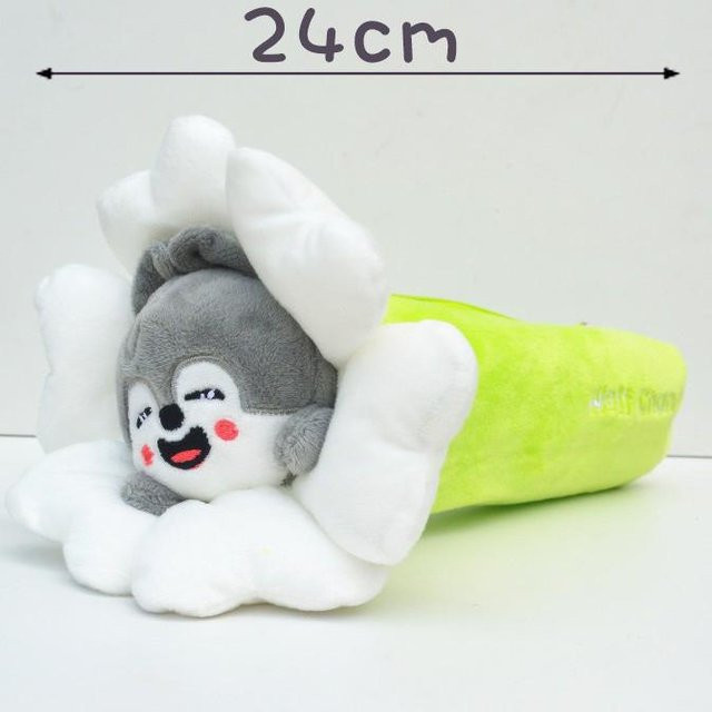 SKZOO Kpop Federmäppchen mit Plüschtier-Schlüsselanhänger und Umhangpuppe in Multicolour - Bild 1