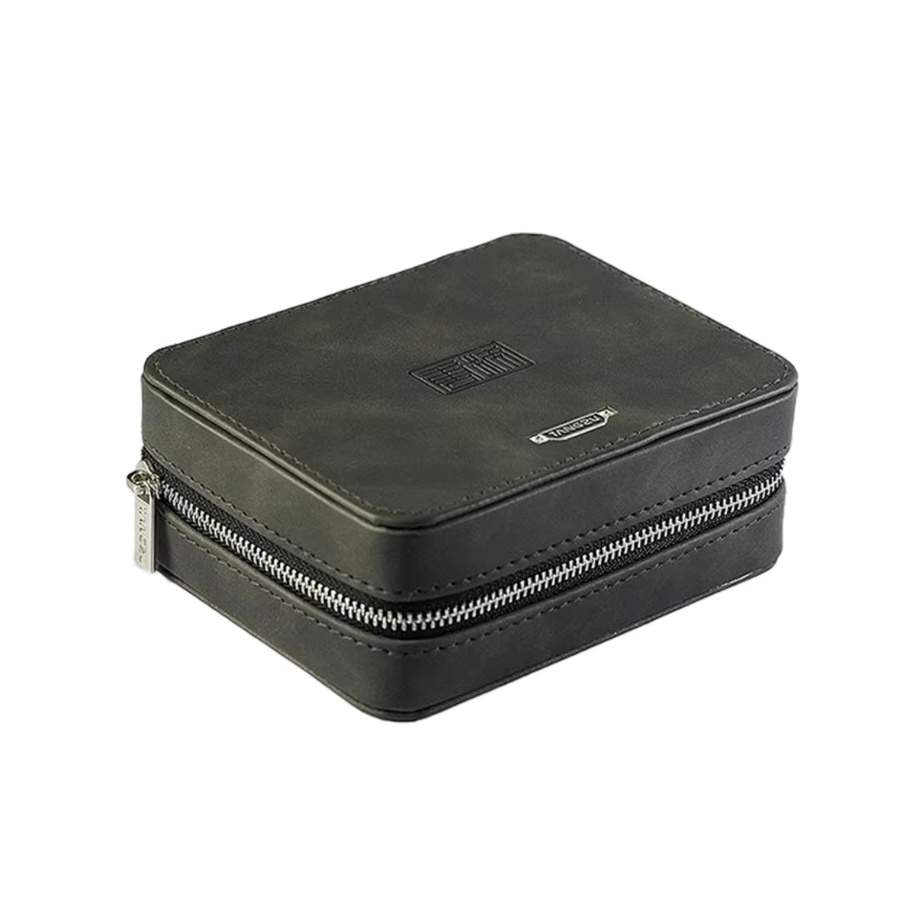 TANGZU Ultimate Kopfhörer-Etui aus Leder in Schwarz - Bild 1