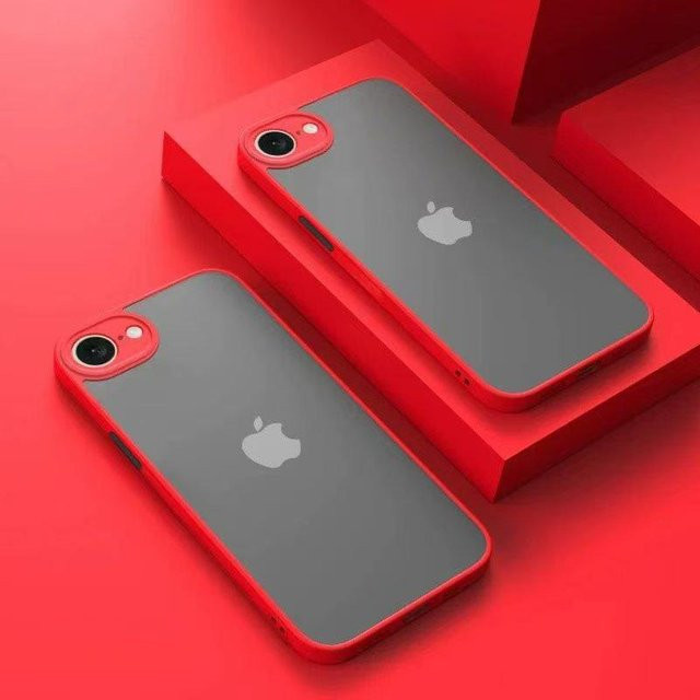 Stoßfeste 2-in-1 Handyhülle für iPhone 17e und iPhone 16e mit harter PC-Abdeckung und weichem Stoßfänger in Rot - Bild 1