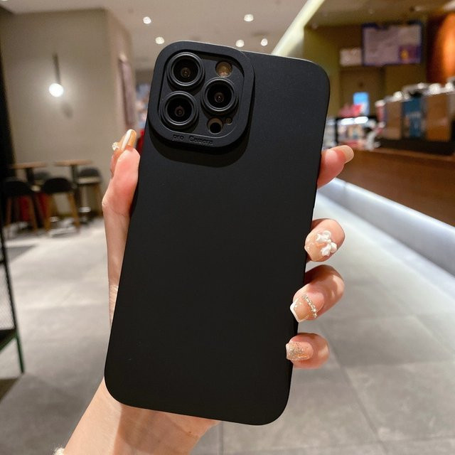 Stoßfeste Silikon-TPU Telefonhülle mit Objektivabdeckung für iPhone 15 14 13 12 Pro Max X Xs XR in Schwarz von TEXT ME - Bild 1