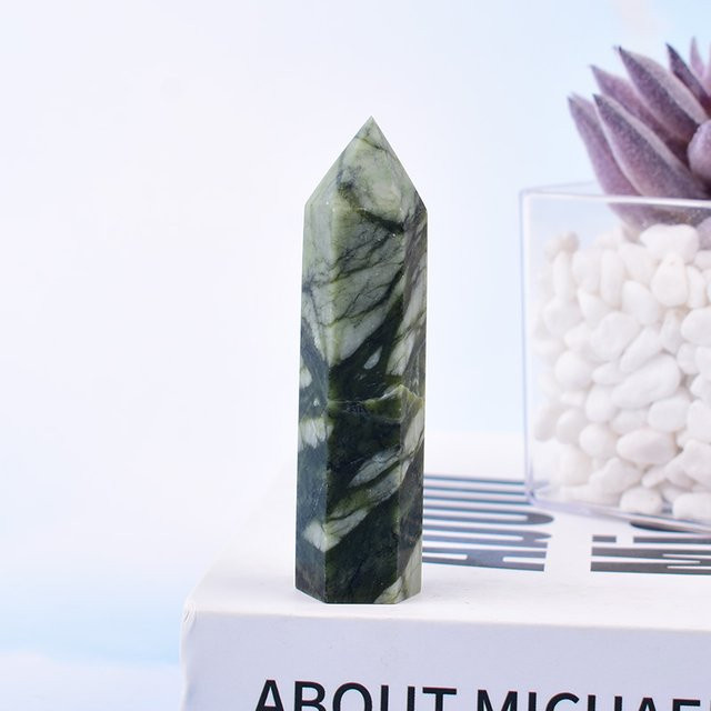 RYCRYSTAL Natürlicher Kristall Obelisk aus grünem Quarz als Reiki Heilung Ornament für deine Wohnkultur - Bild 1