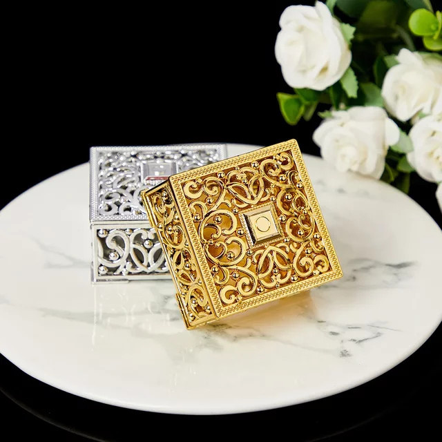 12er Set quadratische Candy Box aus Kunststoff im europäischen Stil in Gold und Silber für Hochzeiten und Geschenke - Bild 1