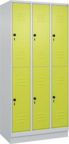 C+P Doppelstock-Spind Classic PLUS mit Sockel und 3 Abteilen in Viridingrün, H x B x T: 195 x 90 x 50 cm - Bild 1