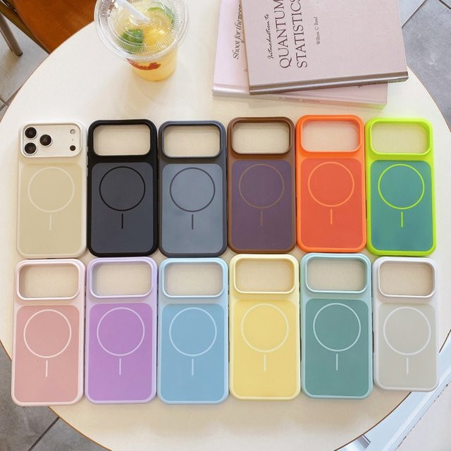 Magnetische Silikon Hülle für Apple iPhone 17 Pro Max, iPhone 16 Pro, iPhone 16 und iPhone 17 Pro mit MagSafe Unterstützung, stoßfest und Anti-Rutsch, Farbe: Schwarz - Bild 1
