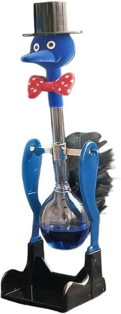 Blaues kreatives Trinkglas mit wippendem Vogelspielzeug als Tischdekoration für dein Zuhause oder dein Büro - Bild 1