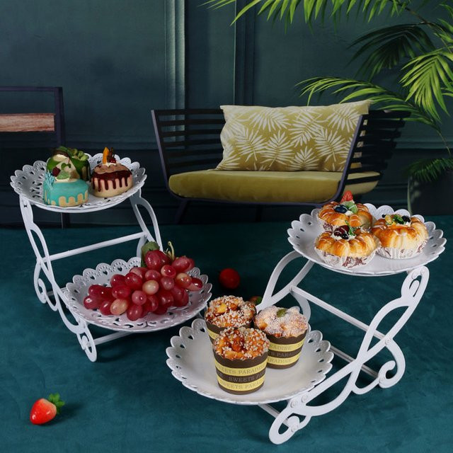 KuZHEN 2-lagiges Dessert-Rack aus Kunststoff in Weiß, runder Kuchenteller für Süßigkeiten und Obst zur Tischdekoration bei Hochzeiten oder Geburtstagen - Bild 1