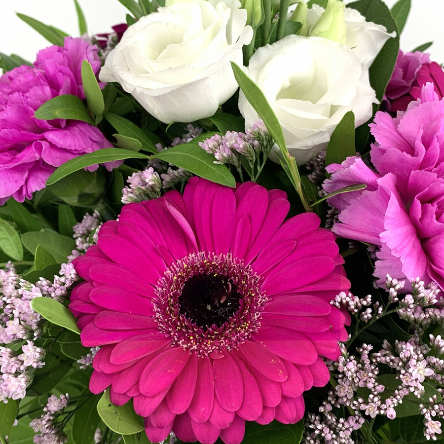 Matilda Bouquet Multicolor Carnation Gerbera Eustoma Limonium Greenery - Bild 2