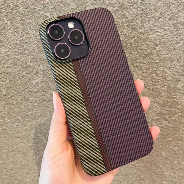 Stoßfeste Ultra-dünne Kühlhülle mit Karbonfaser-Muster für Apple iPhone 16 15 14 13 12 11 Pro Max in Multicolour - Bild 1