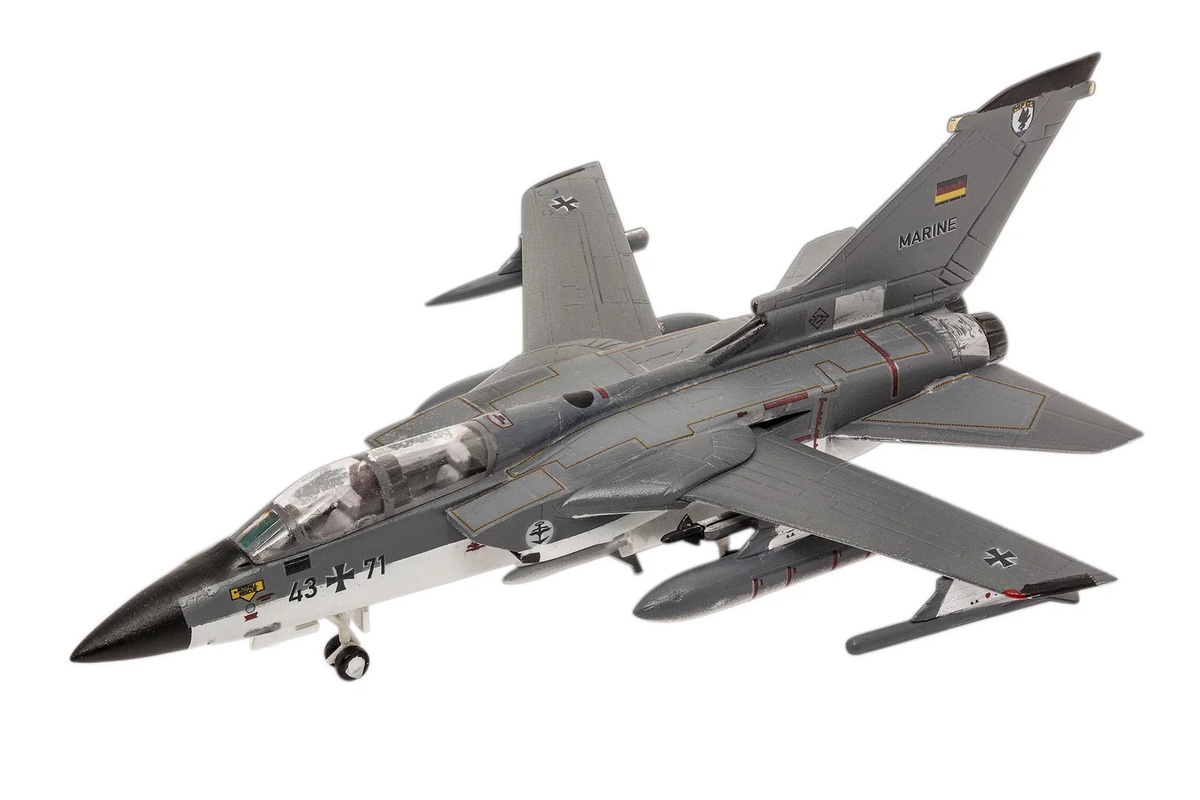 Revell Panavia Tornado IDS/GR.1, Fahrzeuge - Bild 2