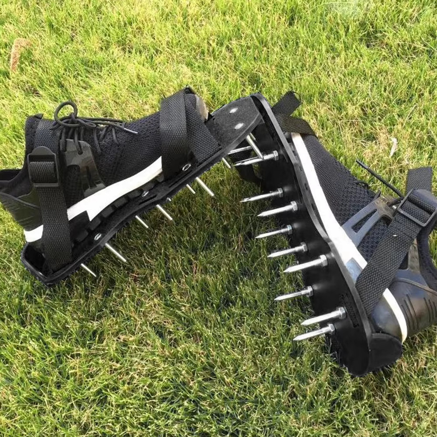 Alloet Rasenbelüfter Schuhe mit Stacheln und verstellbarem Riemen in Schwarz - Bild 3