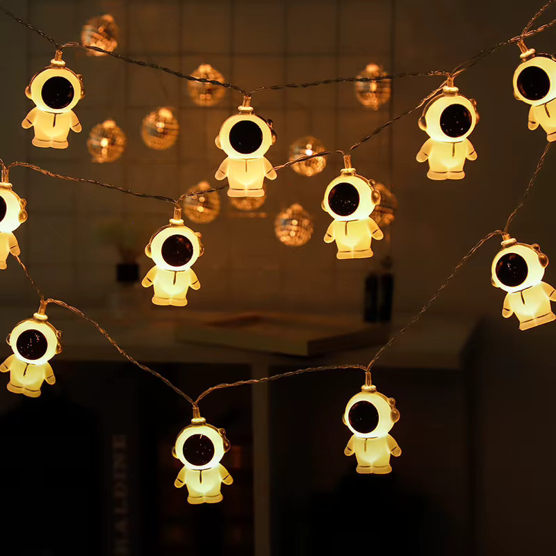 Astronaut LED Lichterkette mit 40 LEDs in Warmweiß, 6 m Länge, USB- und Batteriebetrieben für Party, Hochzeit und Dekoration - Bild 3