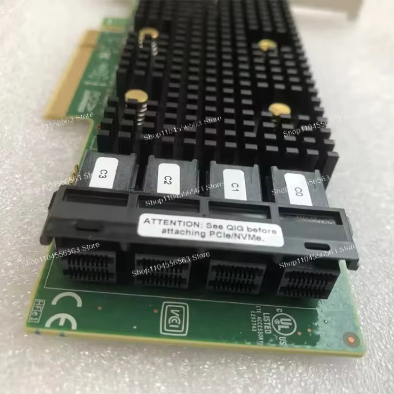 LSI 9400-16i/8i HBA PCIe 12 Gbit/s 16-Port IT-Modus JBOD in Schwarz inklusive 4x SFF-8643 SAS-Kabel - Bild 2