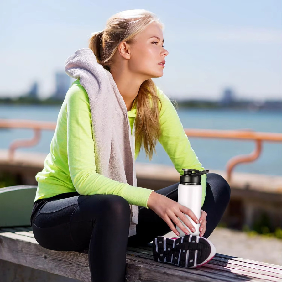 Tragbare Aluminium Wasserflasche für Sport und Outdoor in Weiß - Bild 2