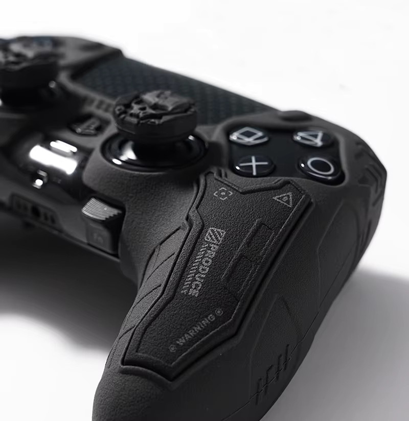 Matte Silikon Soft Protector für Sony DualSense 5 PS5 Controller in Schwarz mit Thumb-Stick Grip Caps - Bild 2