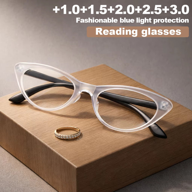 Lesebrille Damen Retro Katzenaugen, Vollrand, transparent, Kunststoff - Bild 1