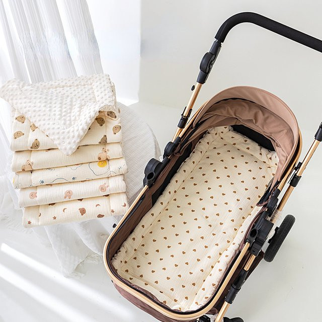 Weiches Baby Sitzkissen aus Baumwolle im Cartoon-Design für Kinderwagen und Autositze, Mehrfarbig - Bild 1