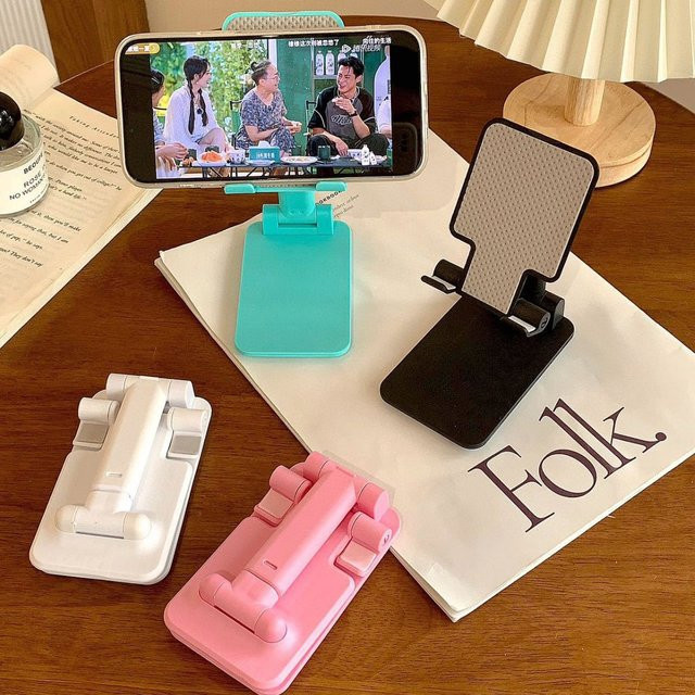 Verstellbarer und faltbarer Telefonständer sowie Tablet-Halter in Pink für Schreibtisch und Bett zur universellen Nutzung - Bild 1