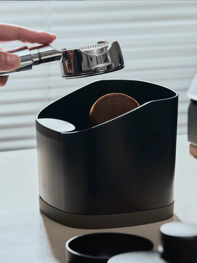 IKAPE Kaffee-Klopfbox Organizer in Schwarz mit abnehmbarer Basis und Silikon-Elementen für Espresso-Zubehör - Bild 6