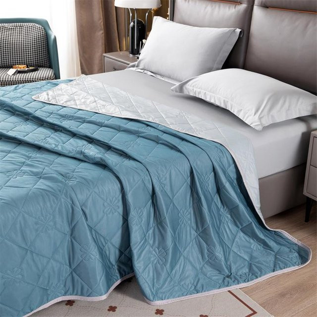 Super Six Kühle Steppdecke aus Mikrofaser in Blau, B/H: 100 x 150 cm - Bild 1